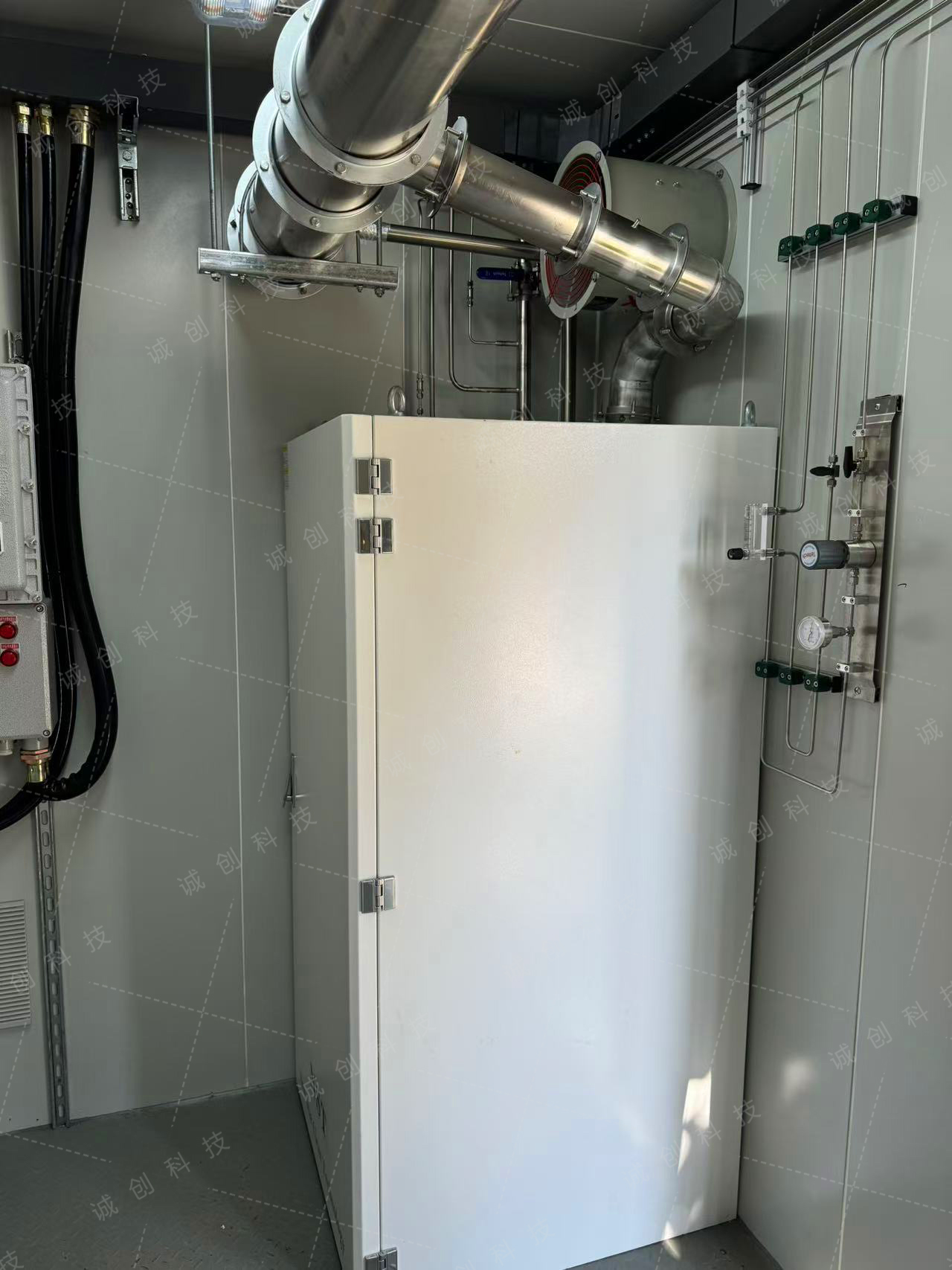 毒腐移動氣站中的尾氣處理器 毒腐移動氣站中的尾氣處理器